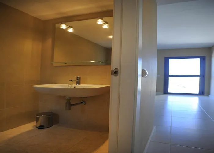 Livingtarifa Apartamento La Isla Apartment *
