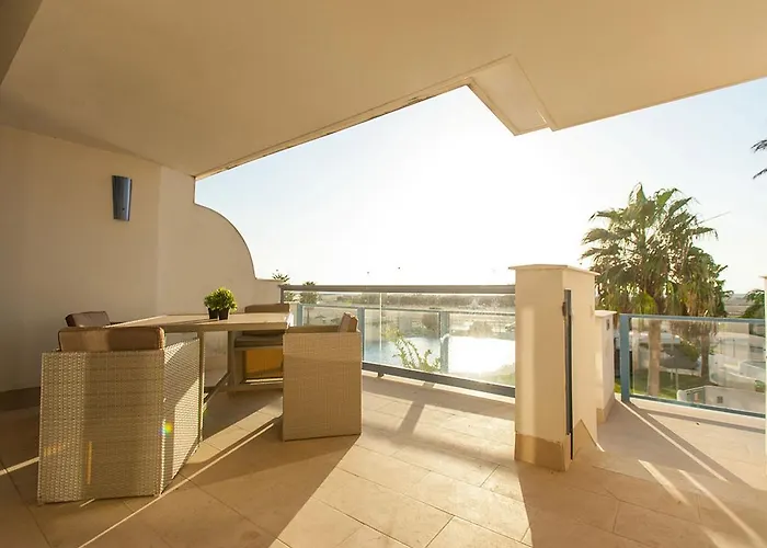 Livingtarifa Apartamento La Isla *