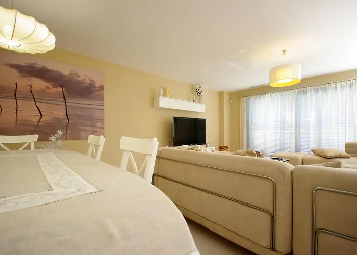 Livingtarifa Apartamento La Isla Apartment *