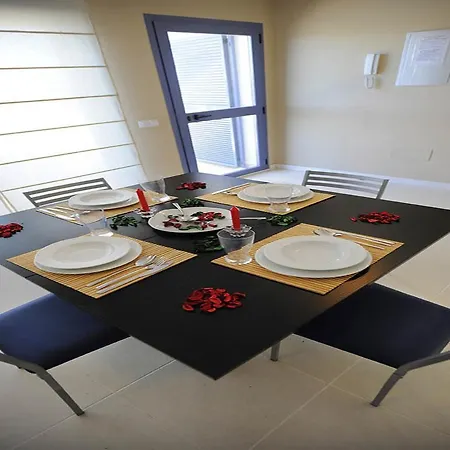 Livingtarifa Apartamento La Isla *