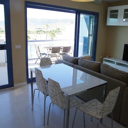 Livingtarifa Apartamento La Isla * 塔里法